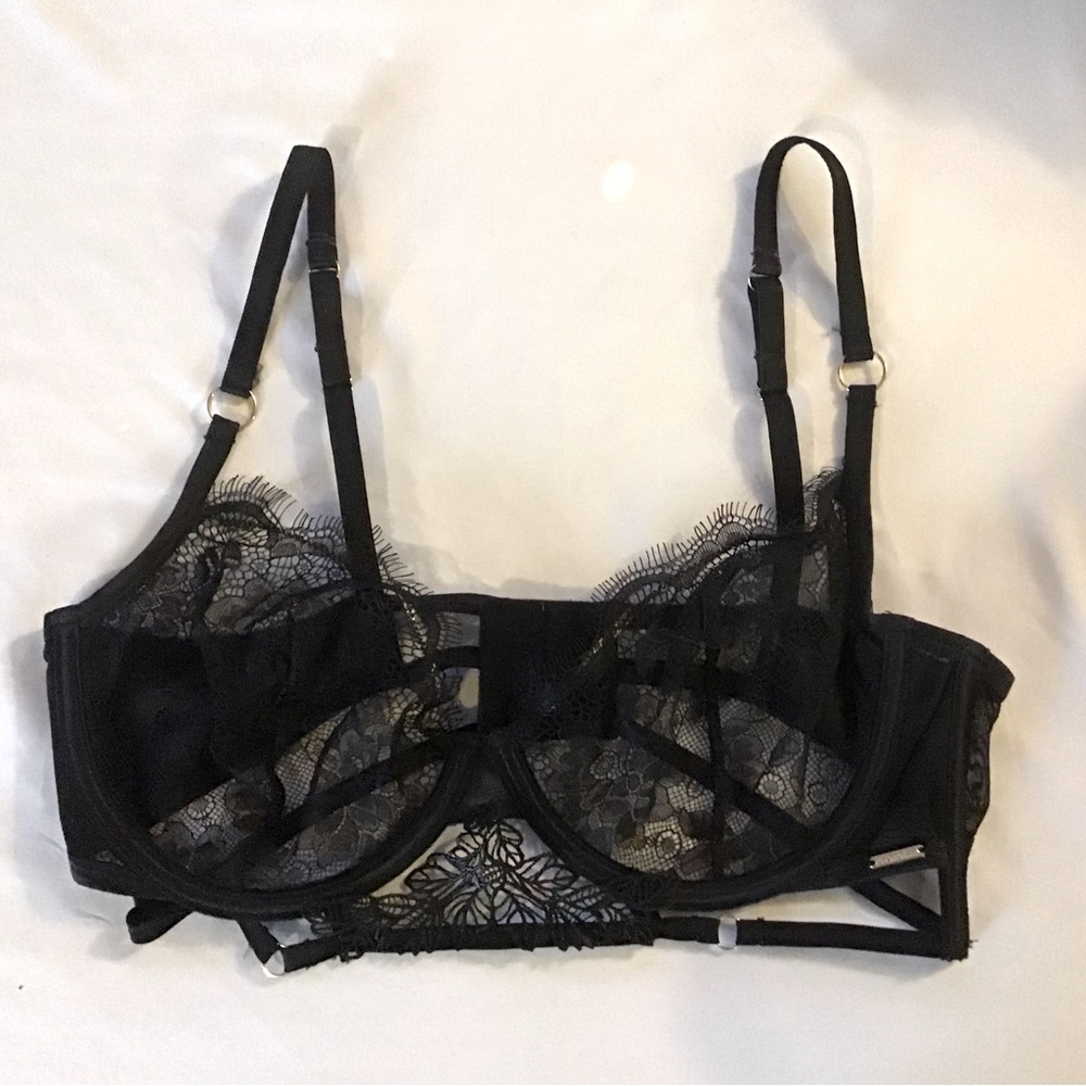 NWOT Black Lace Demi Bra 36C 
BLUEBELLA